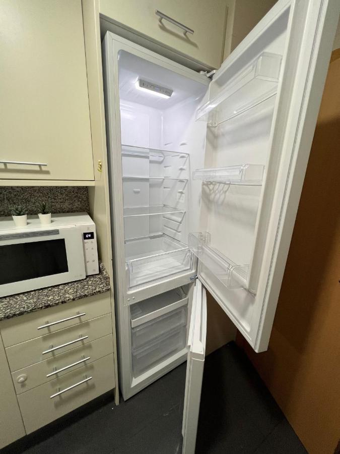 Fira Gran Via 2 - Private Rooms In A Shared Apartment - Habitaciones Privadas En Apartamento Compartido 오스피탈레트 데 요브레가트 외부 사진